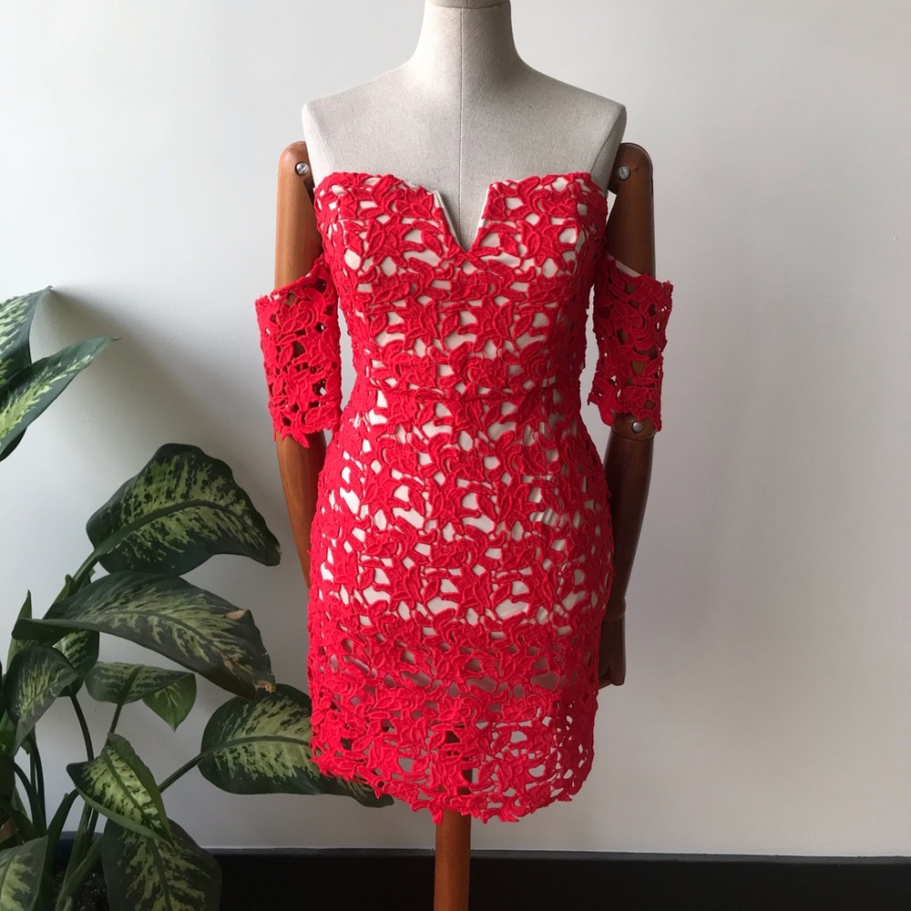 J.O.A red lace, strapless, mini dress. Women’s S